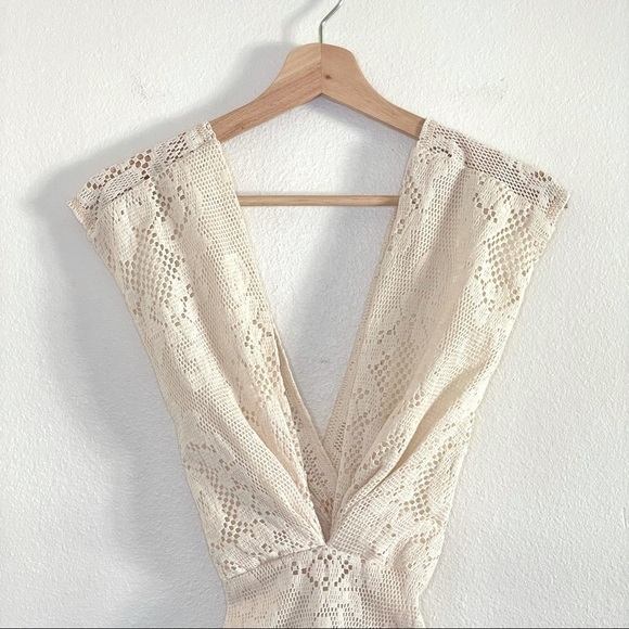 NWT Anthropologie Mes Demoiselles Fanti Plunging V Lace Bodysuit in Ecru XS - SM - Picture 9 of 15